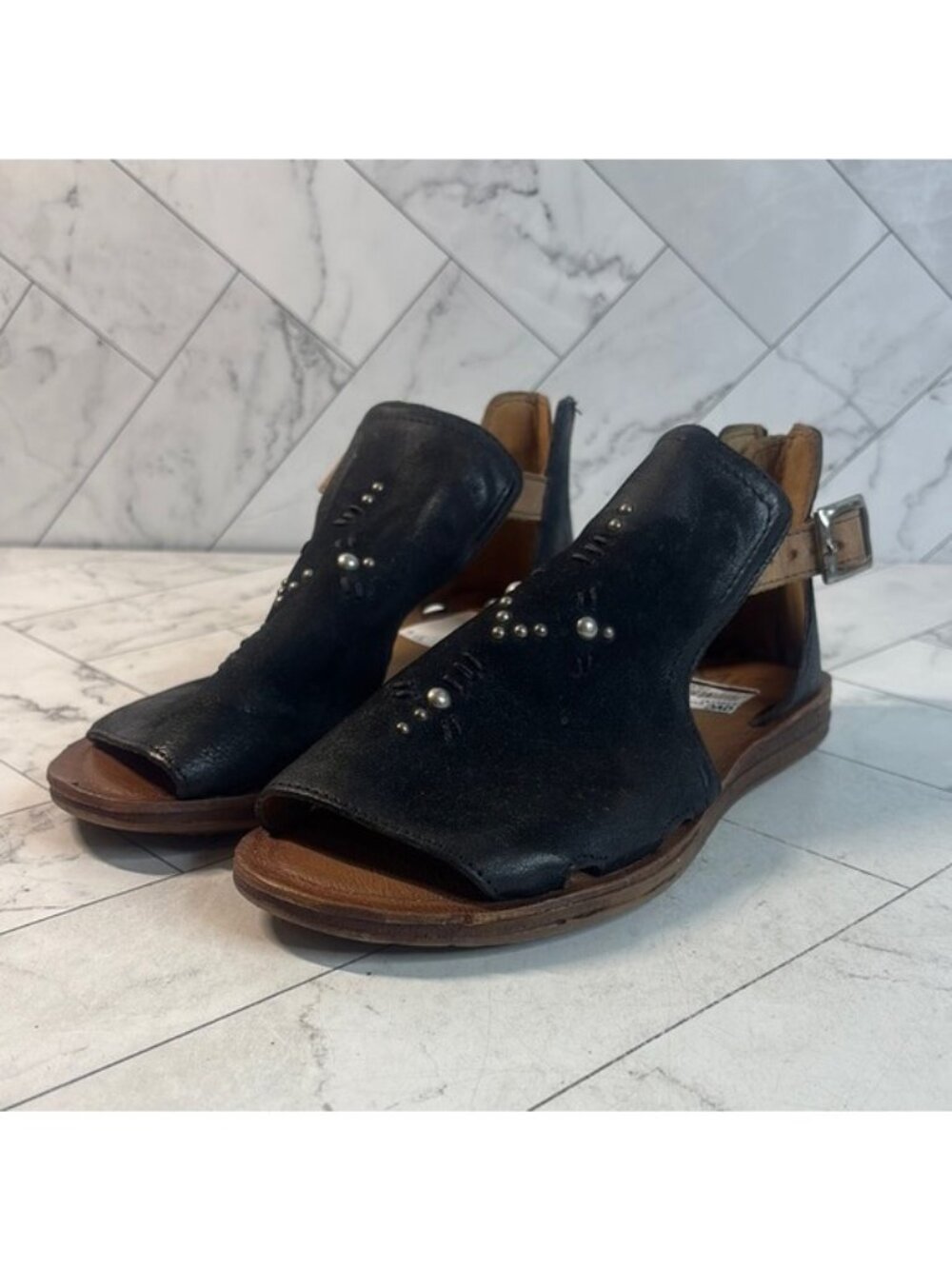 NWOT Miz Mooz Women Feat Black Leather Studded Cutout Flat Sandals Size US 5.5-6